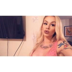 Meet your Posher, Brooke